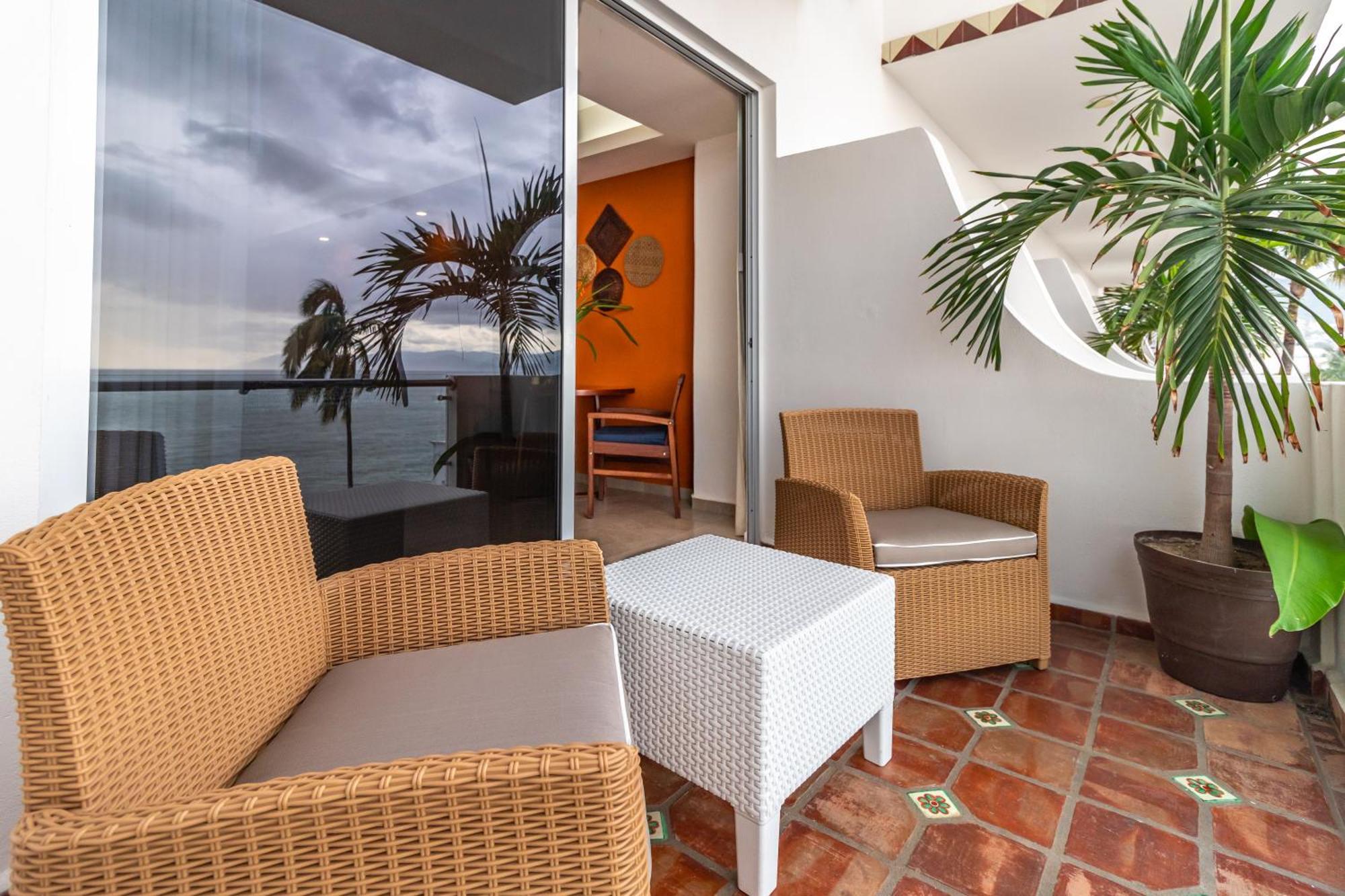 The Paramar Beachfront Boutique Hotel With Breakfast Included - Downtown Malecon Puerto Vallarta Luaran gambar