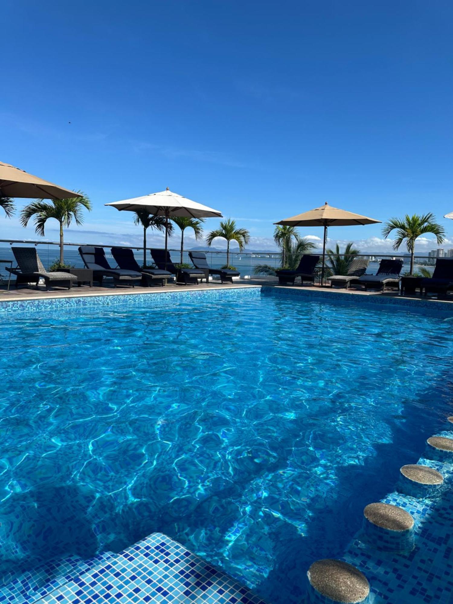 The Paramar Beachfront Boutique Hotel With Breakfast Included - Downtown Malecon Puerto Vallarta Luaran gambar
