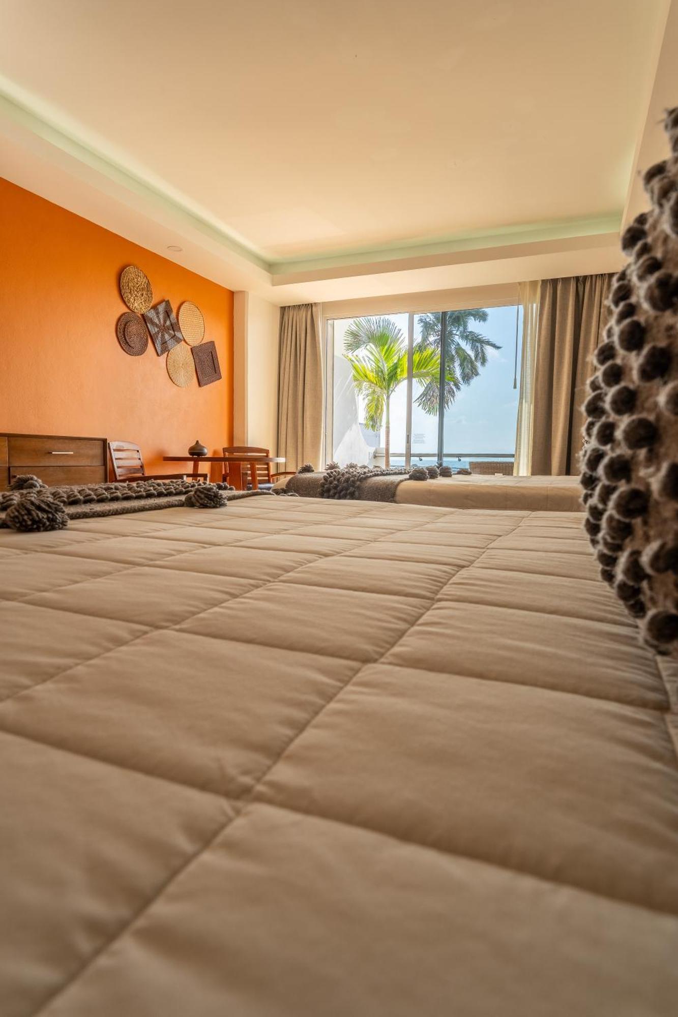 The Paramar Beachfront Boutique Hotel With Breakfast Included - Downtown Malecon Puerto Vallarta Luaran gambar